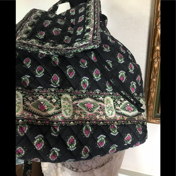 Bueno Collection Quilted Midnight Floral Backpack - Picture 8 of 9